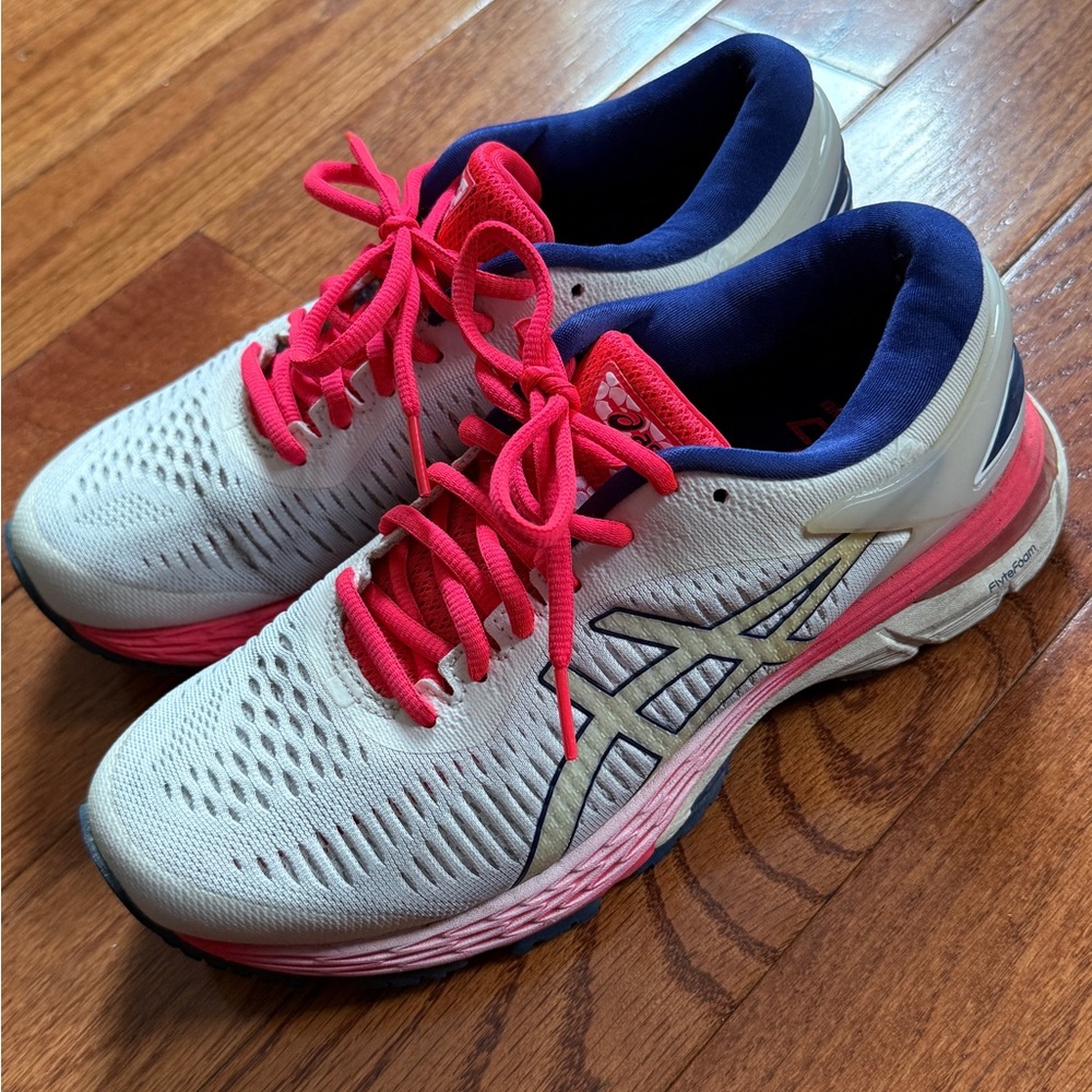 Asics Gel-Kayano 25 Women's Size 6.5 Running Shoes White